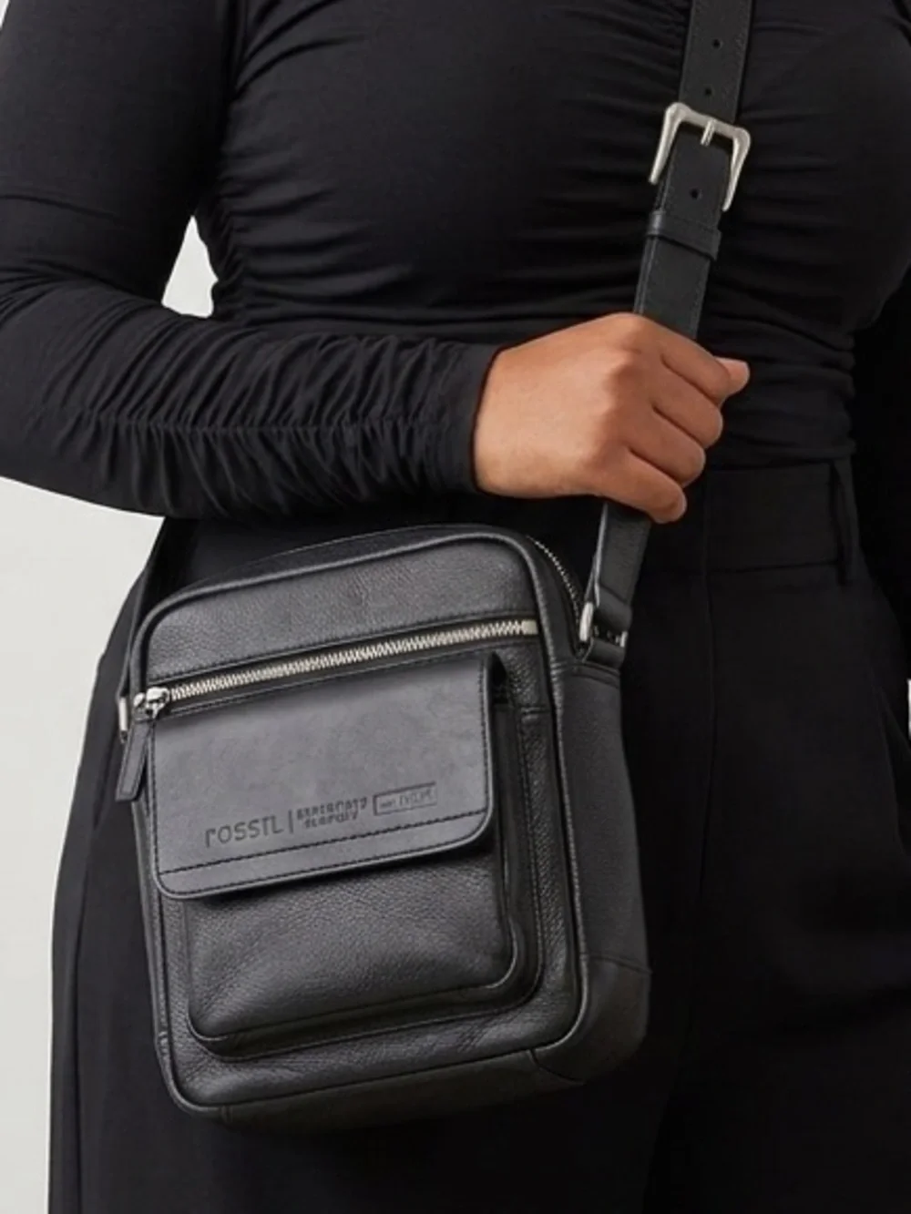 Fossil Expedition co. Black Leather‎ Messenger Rare Vintage Crossbody Bag
